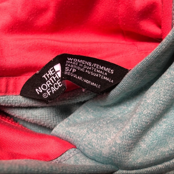 SOLD The North Face Hoodie - Picture 4 of 4